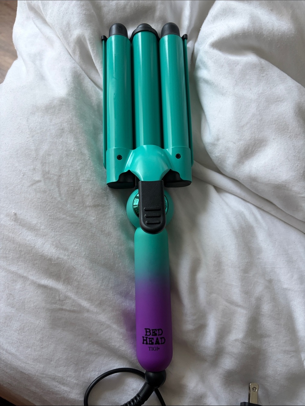 BedHead Triple Barrel Waver in Teal and Purple Gradient